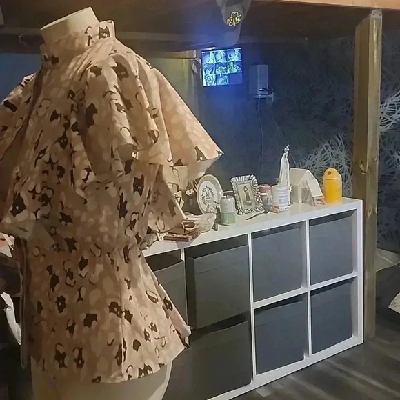 ADAM LIPPES RUFFLE SHELL IN PRINTED POPLIN PINK LEOPARD SIZE 2 - Picture 6 of 7